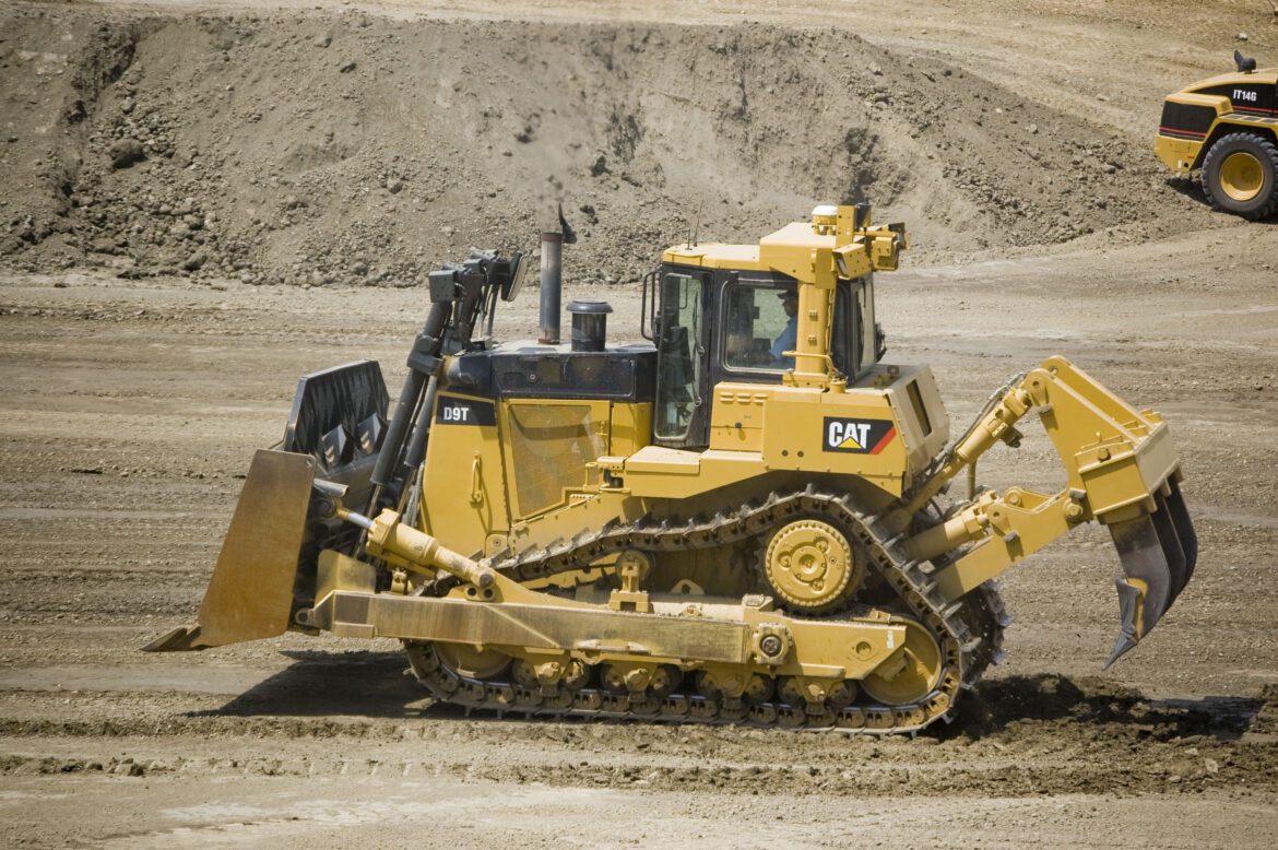 Caterpillar presenta su nuevo dozer D9